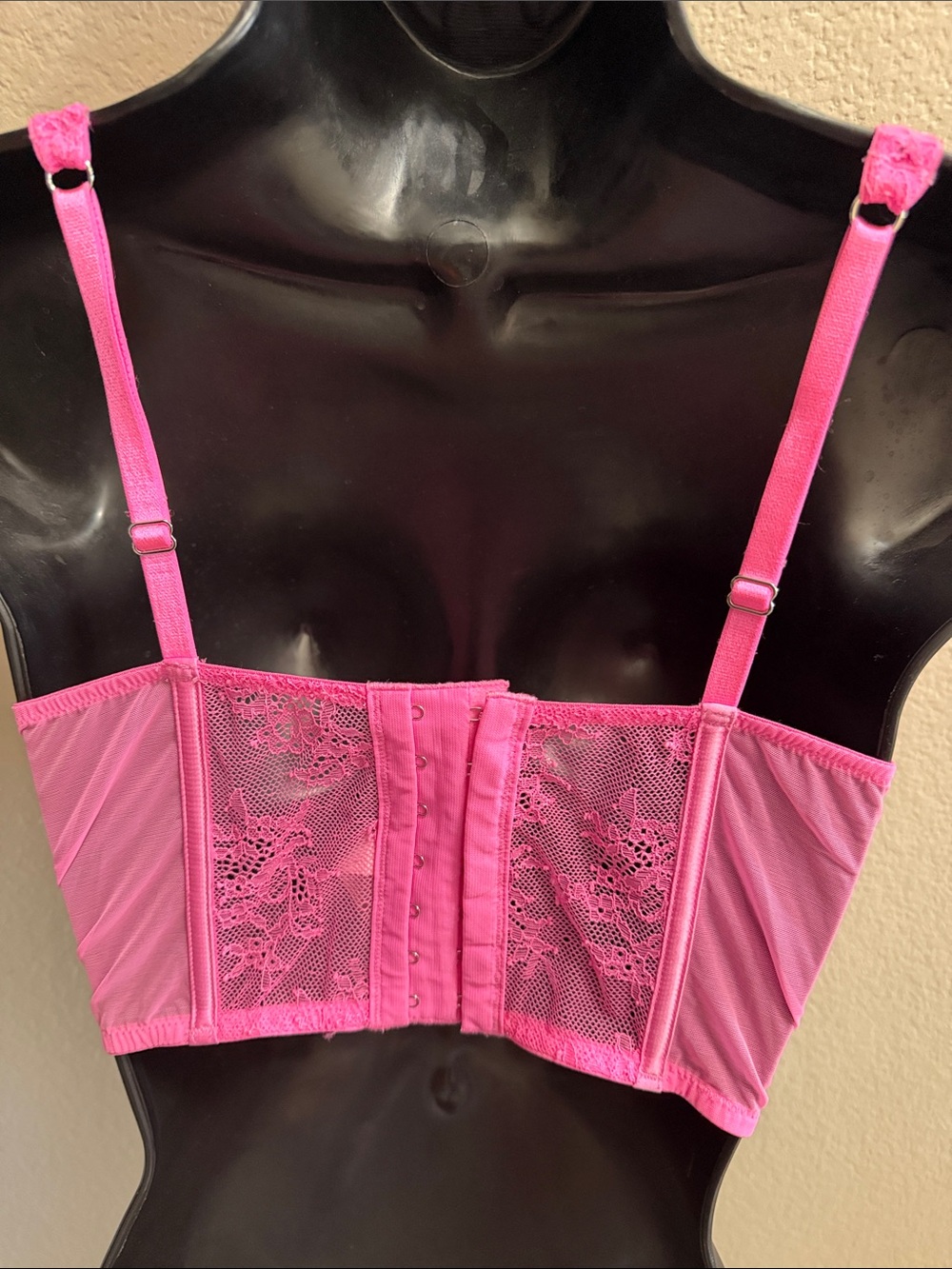 Victoria’s Secret Hot Pink Lace Angel bra Corset bustier Crop Top sz S - Picture 2 of 4